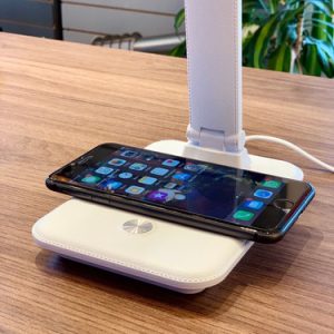 Lámpara Portatil Escritorio Led Cargador Celular Inalámbrico - Imagen 4
