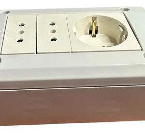 Caja Exterior 2 Tomas Tres En Línea Y 1 Toma Schucko - Imagen 2