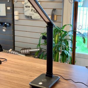 Lámpara Portatil Escritorio Led Cargador Celular Inalámbrico - Imagen 11